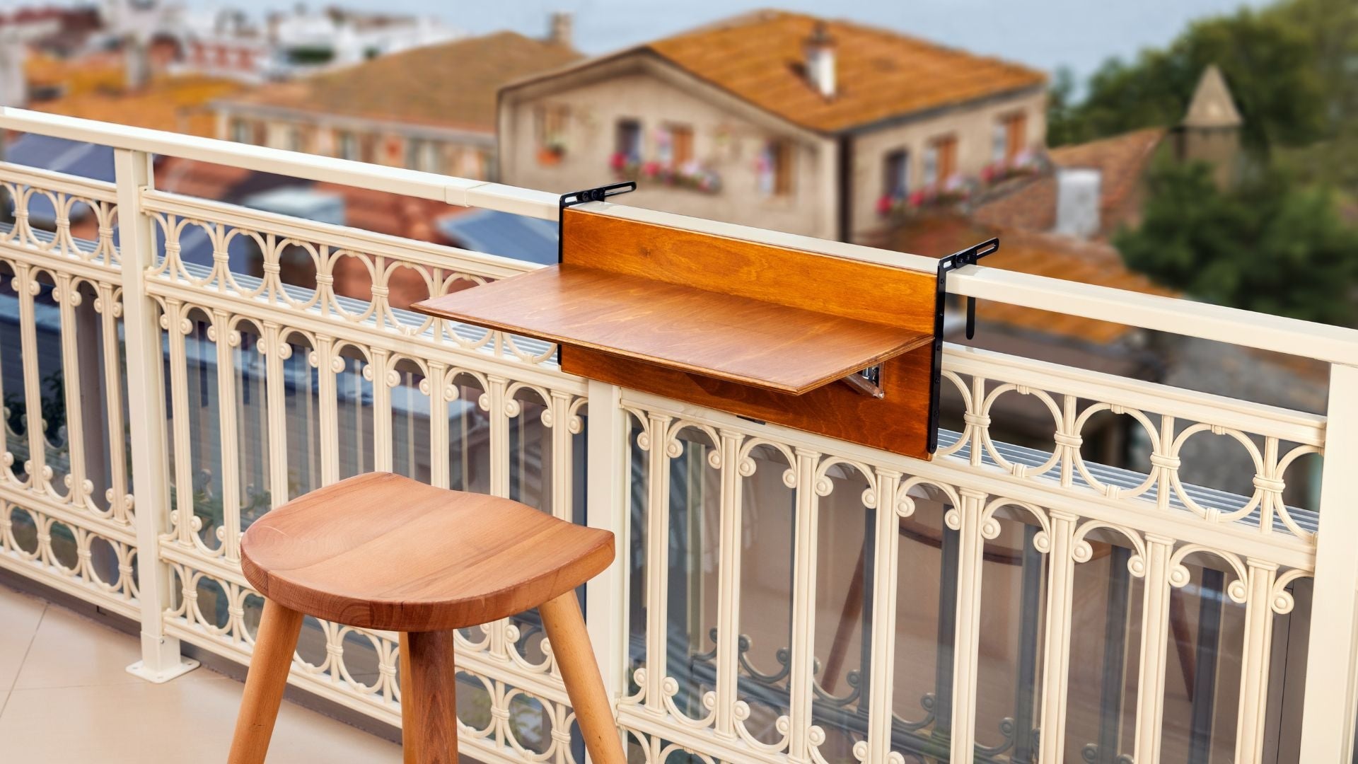 Balkon Masası