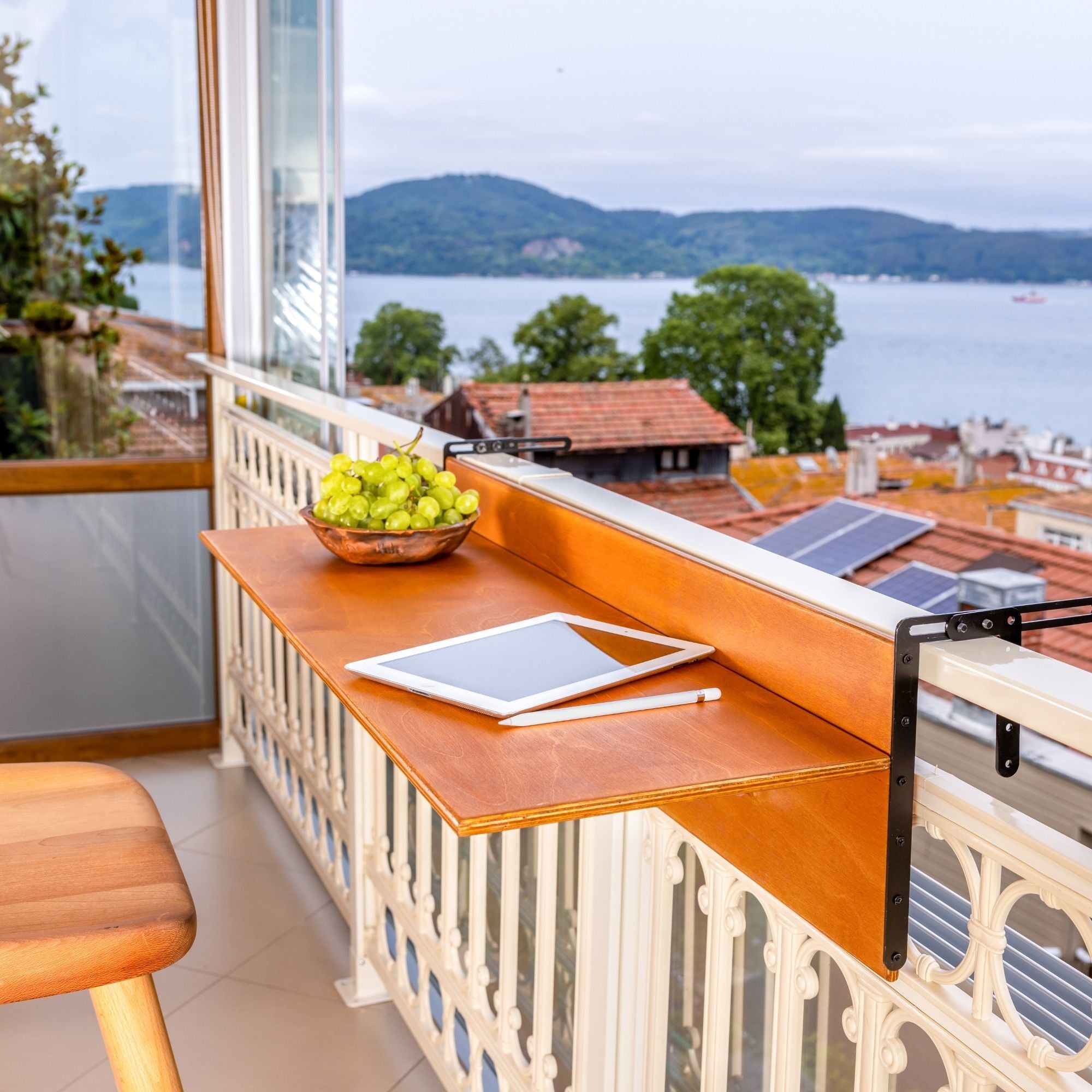 Lara Balkon Masası