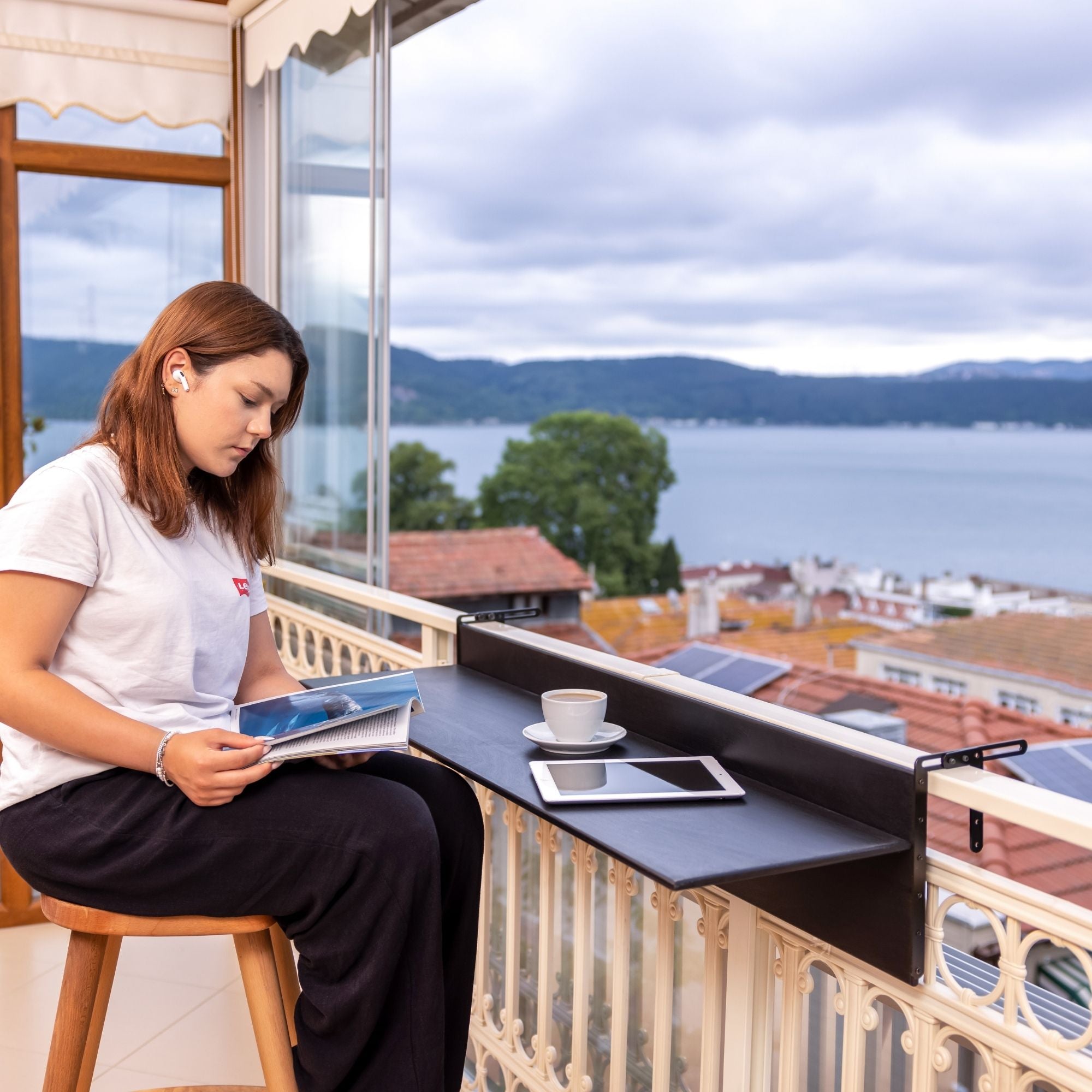 Lara Balkon Masası