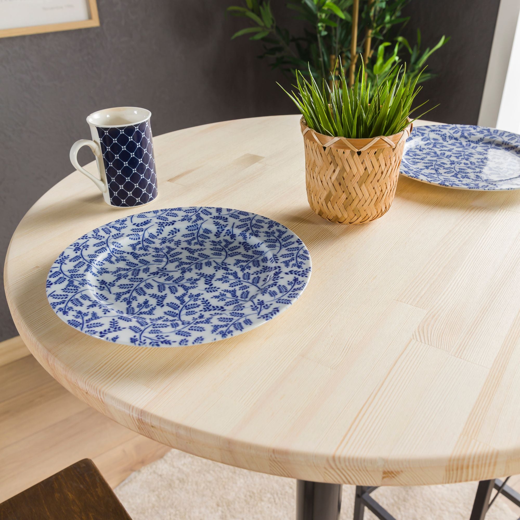 Lila Uzun Bistro Masası