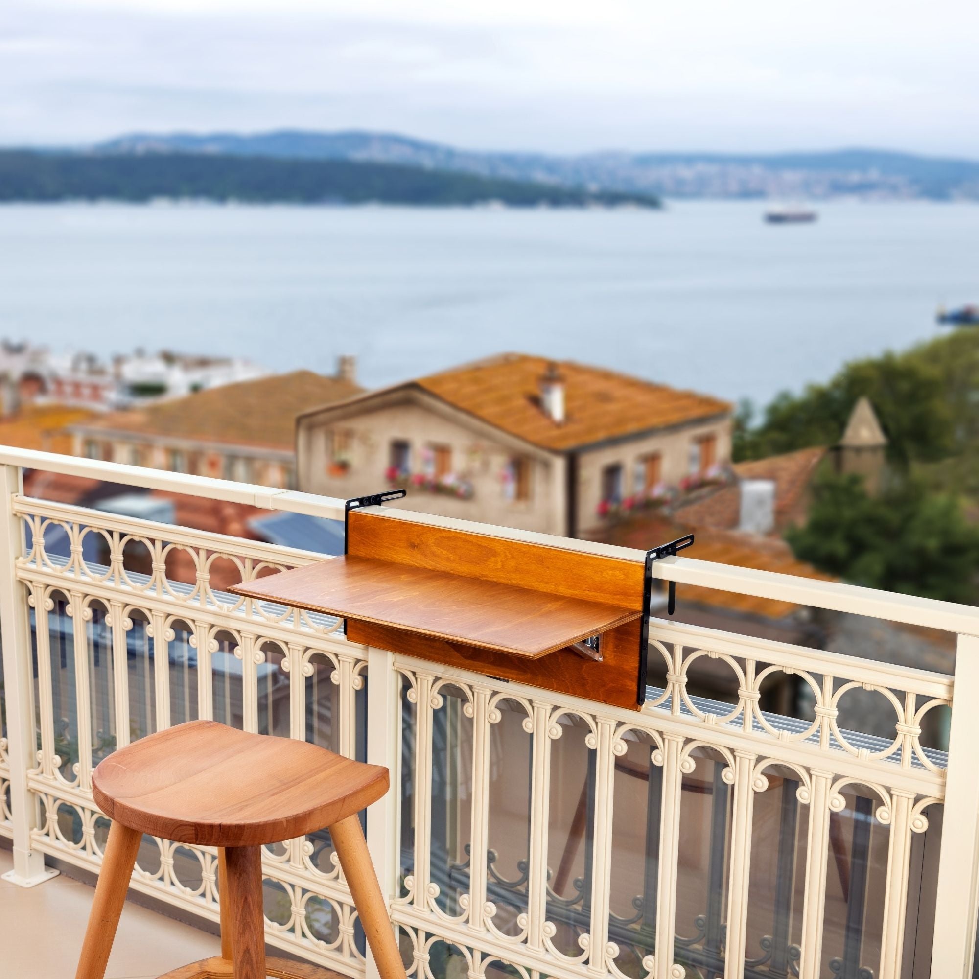 Lara Balkon Masası
