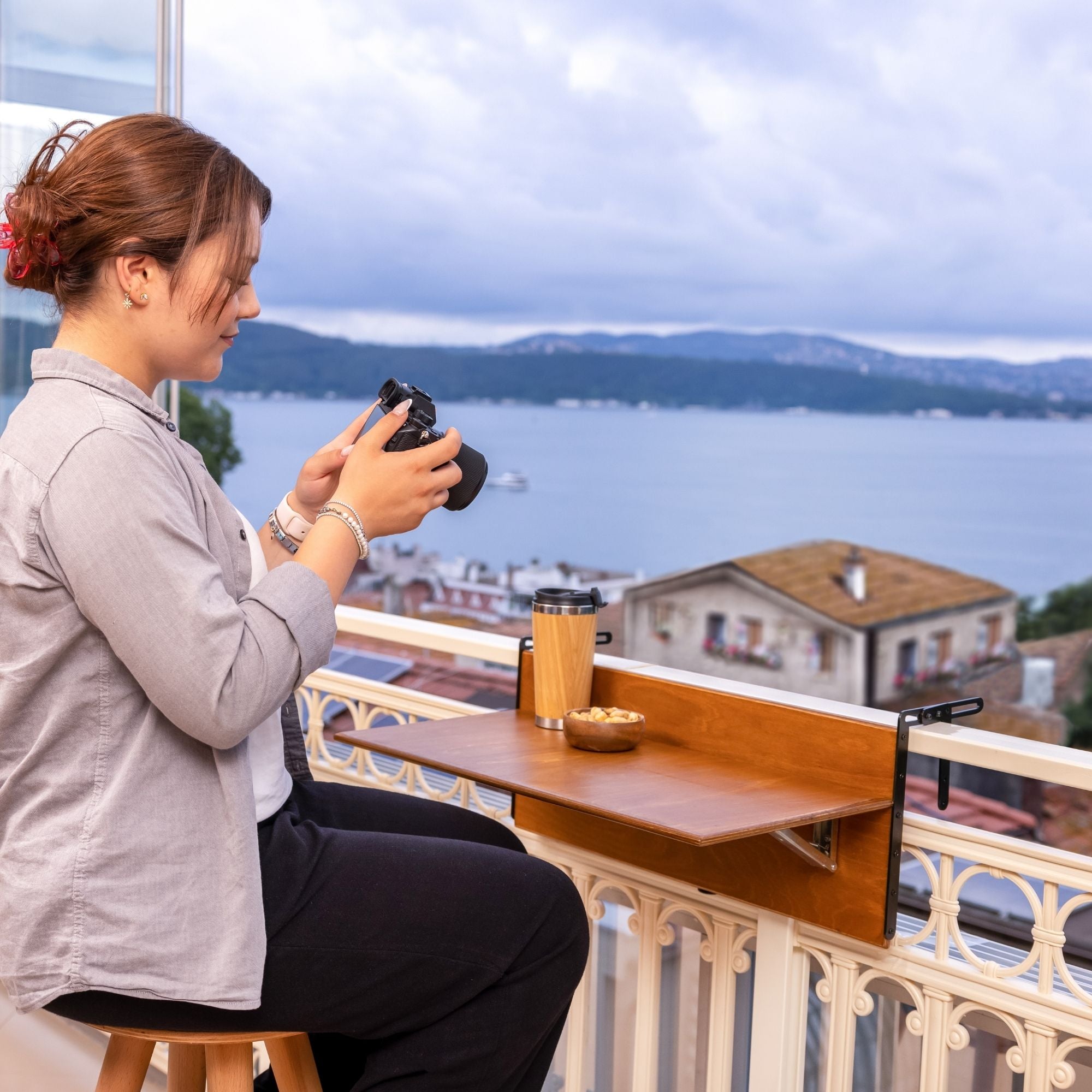 Lara Balkon Masası