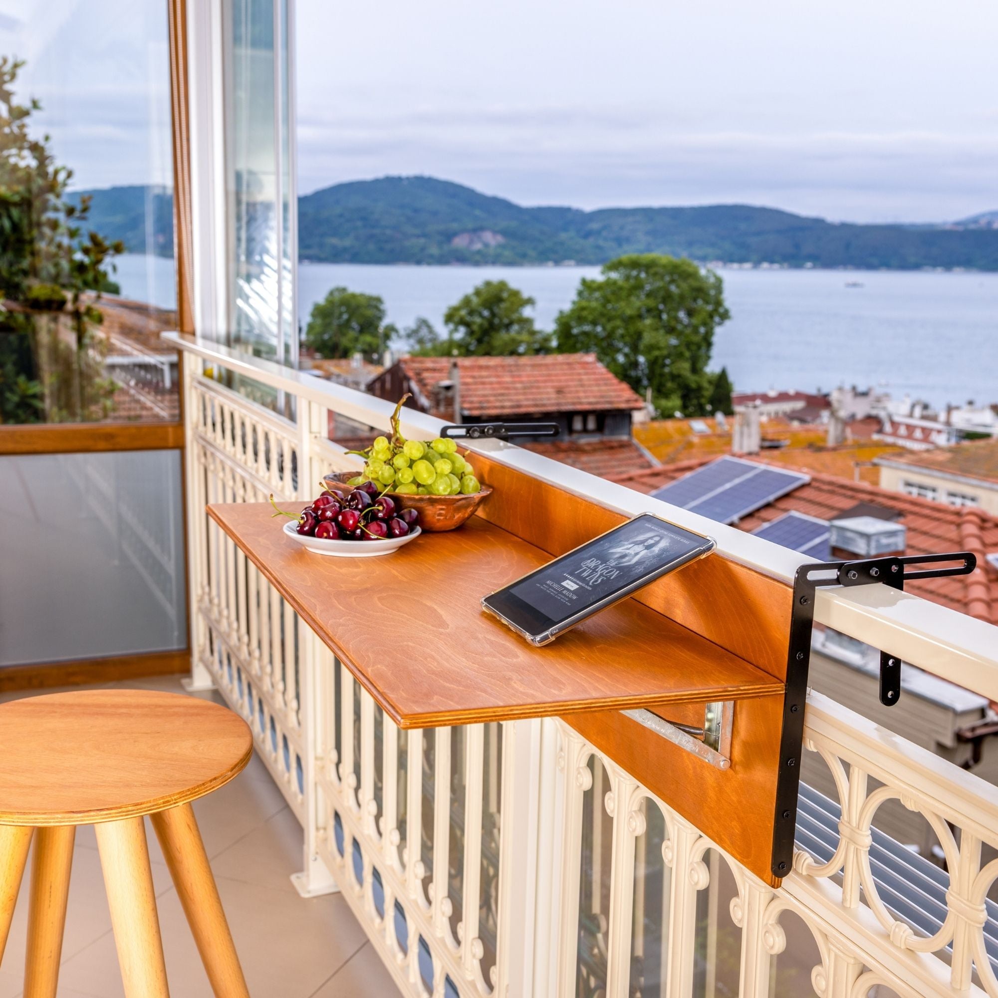 Lara Balkon Masası