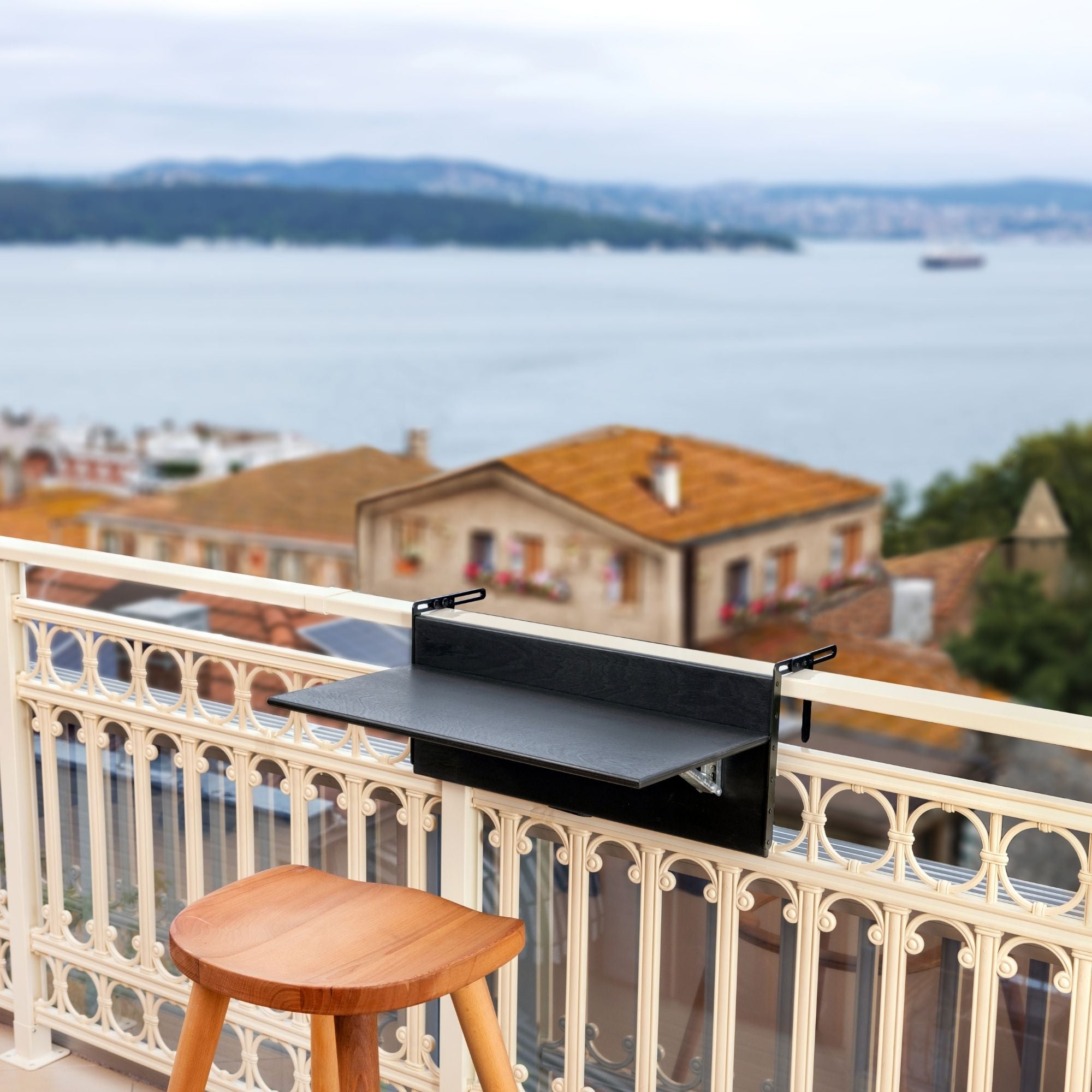 Lara Balkon Masası